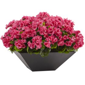 Geranium with Black Planter UV Resist (Indoor/Outdoor) (size: 15")